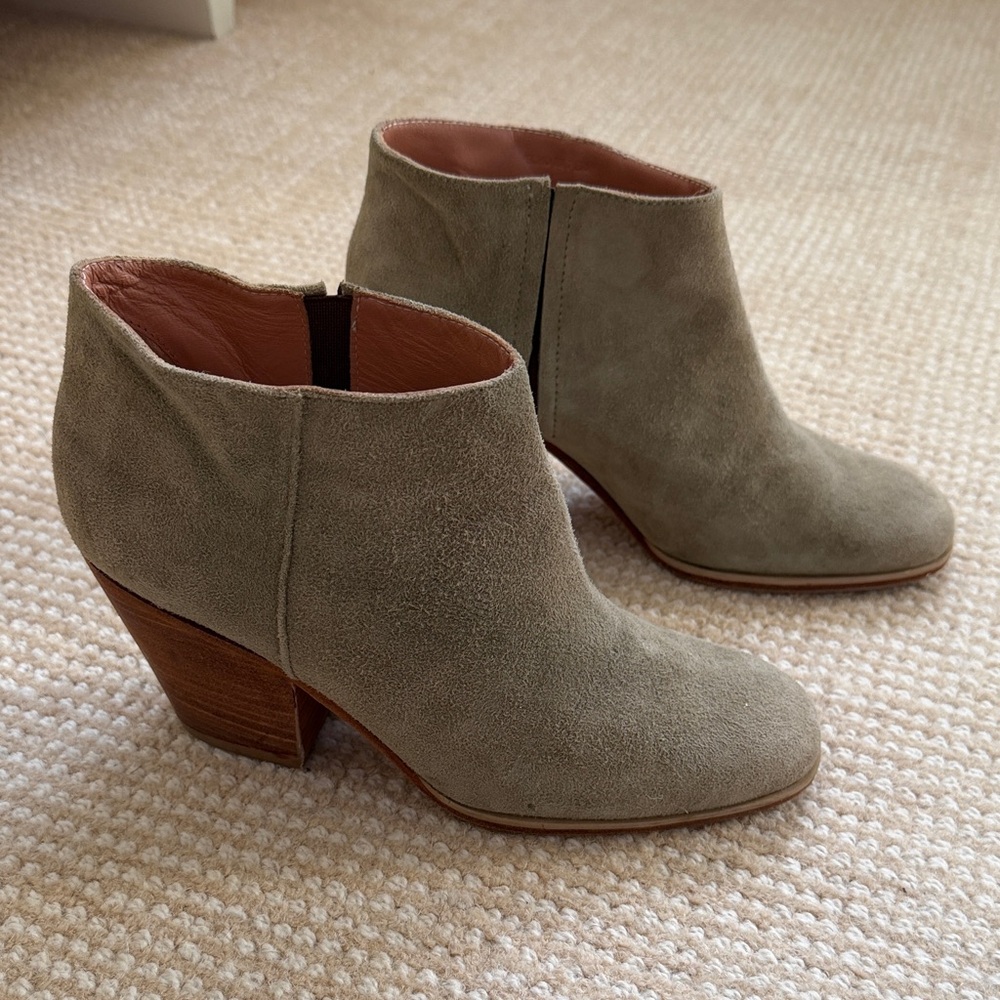 Rachel Comey Mars Boots - Green Suede size 6.5